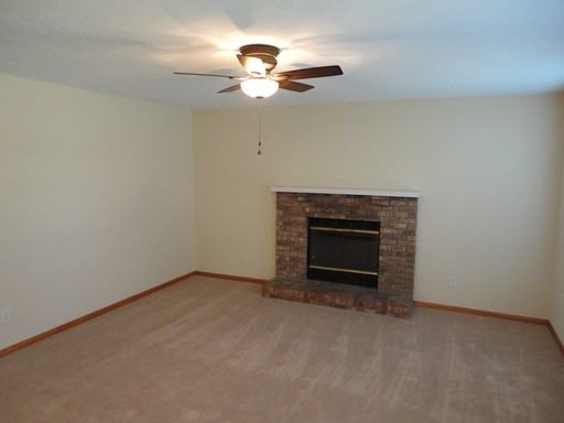 1217 Everett Ave - Photo 3 of 14