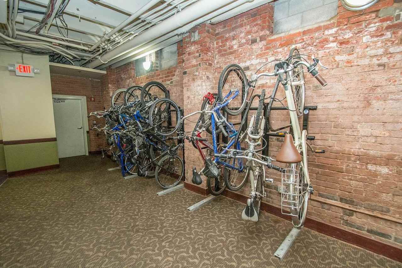 1133 1133 West 9th Street - 318 - Photo 3 of 22