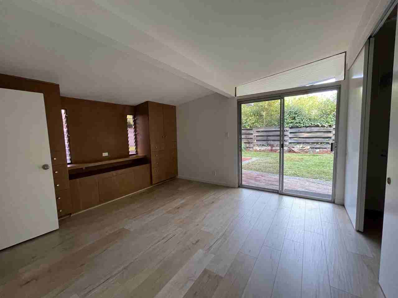 253 Tennessee Lane - Photo 3 of 19