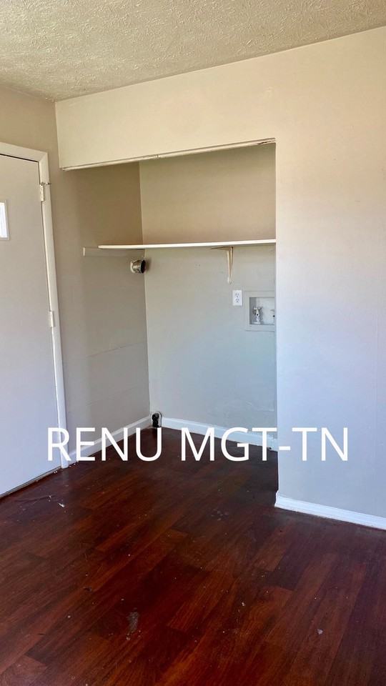 4326 Saundersville Rd - Photo 3 of 16