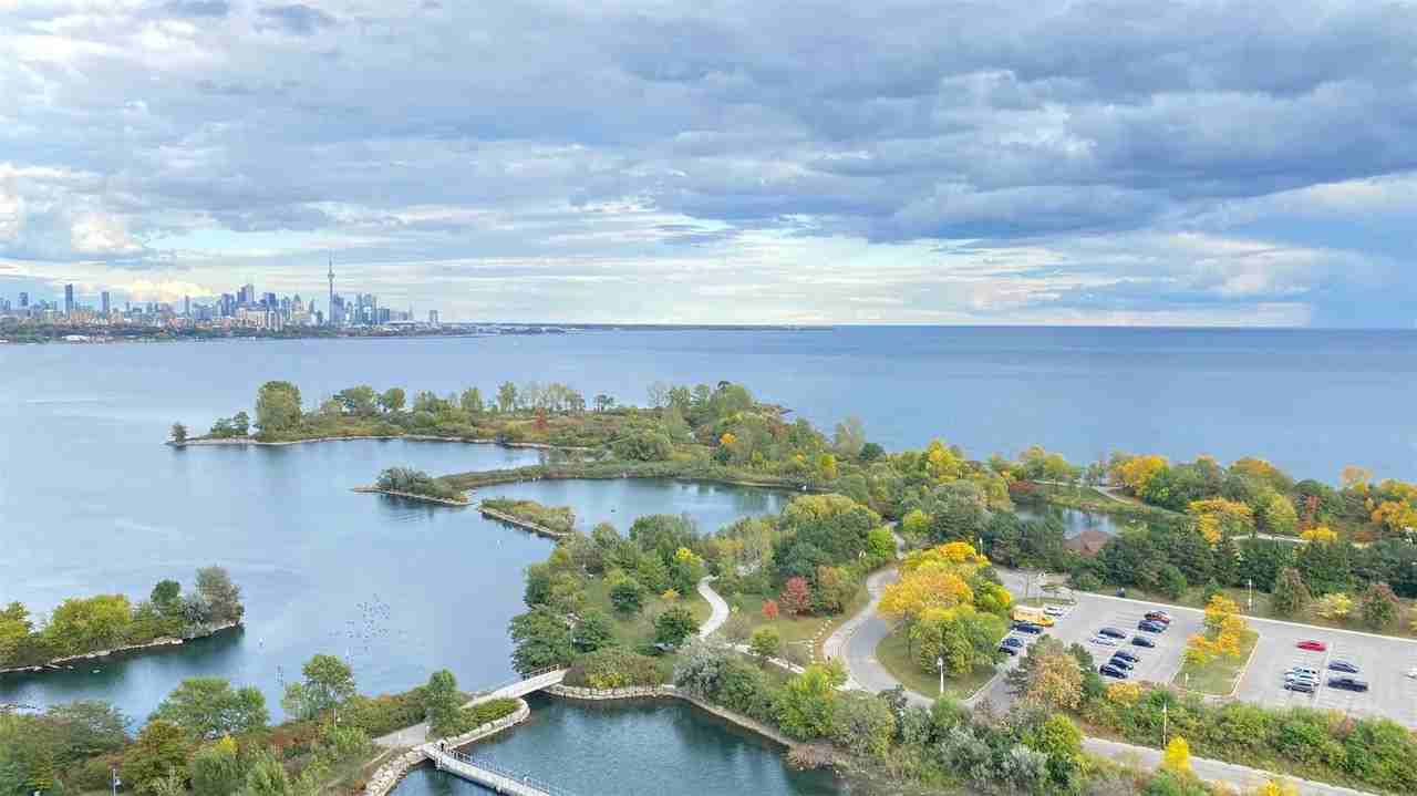 20 Shore Breeze Drive #1710