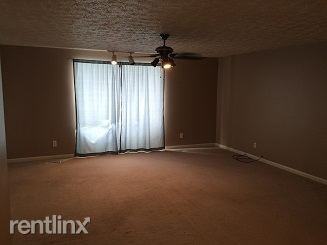 1580 Vinewood St - Photo 3 of 5