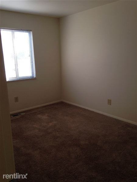 The Reserve at Norwood Townhomes Apartments