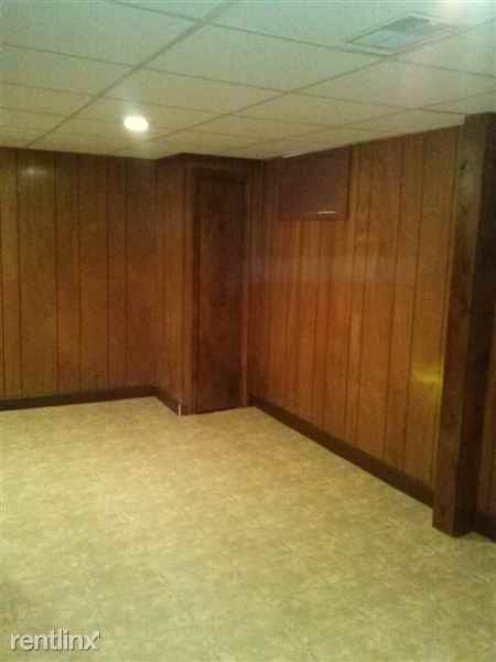 11301 Rockland - Photo 2 of 9