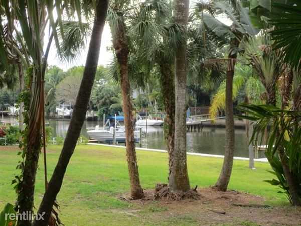 850 S Tamiami Trl - Photo 3 of 7