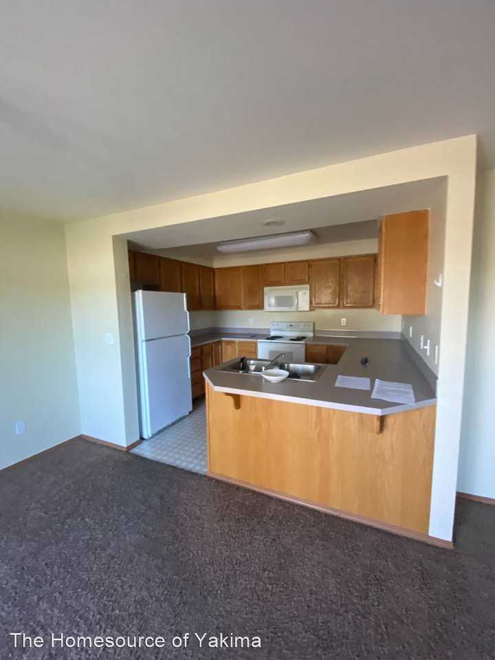 102 Plum - Photo 3 of 14