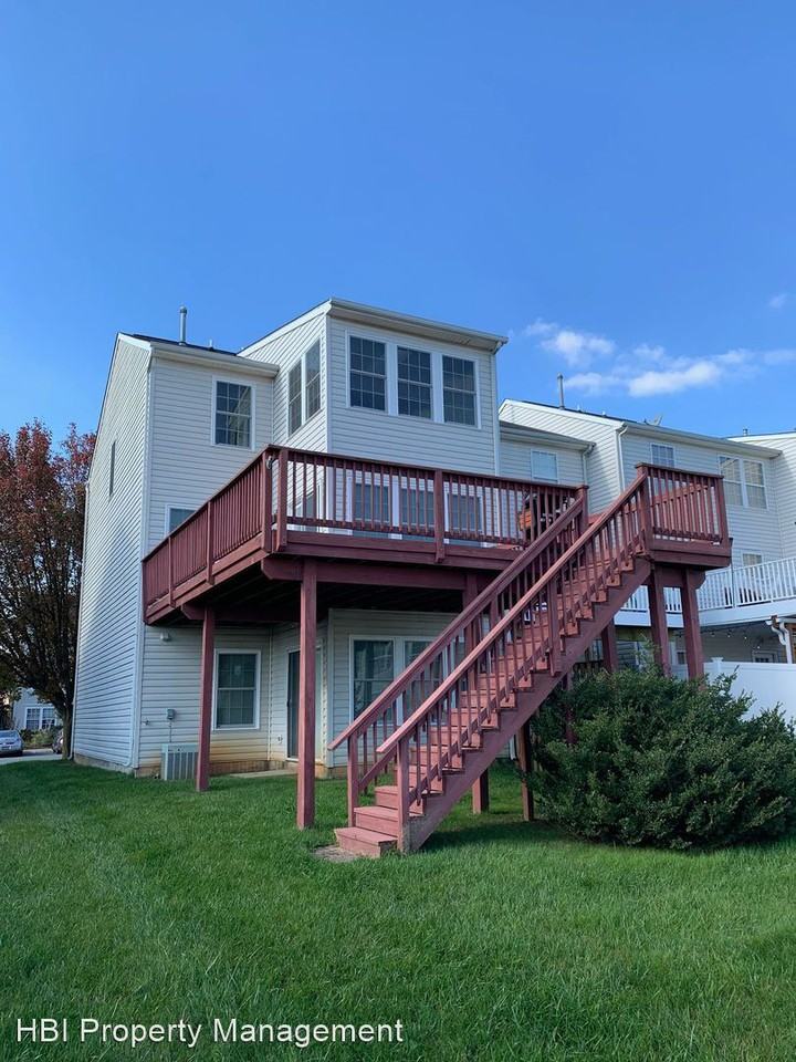 317 Esther Dr - Photo 3 of 32