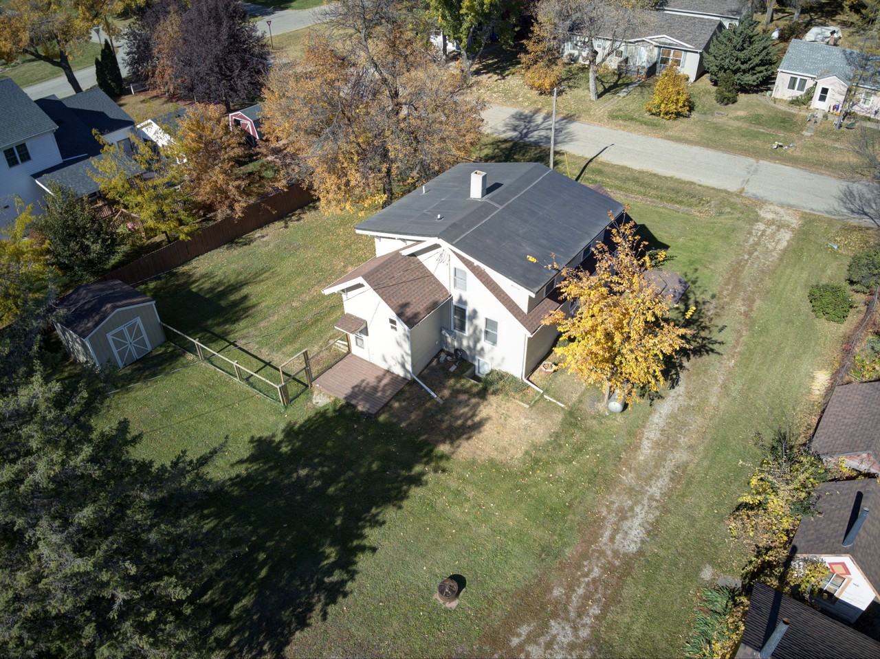 215 Canning St E - Photo 2 of 21