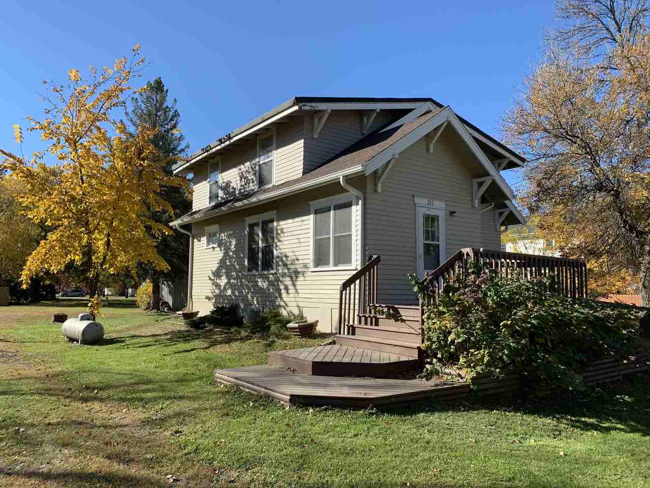 215 Canning St E - Photo 4 of 21