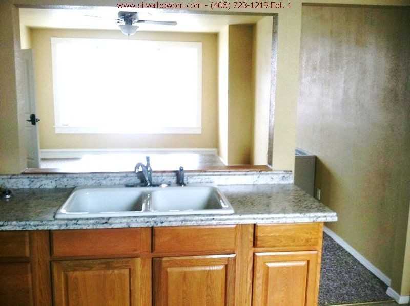 510-510 1/2 West Park St - Photo 2 of 11