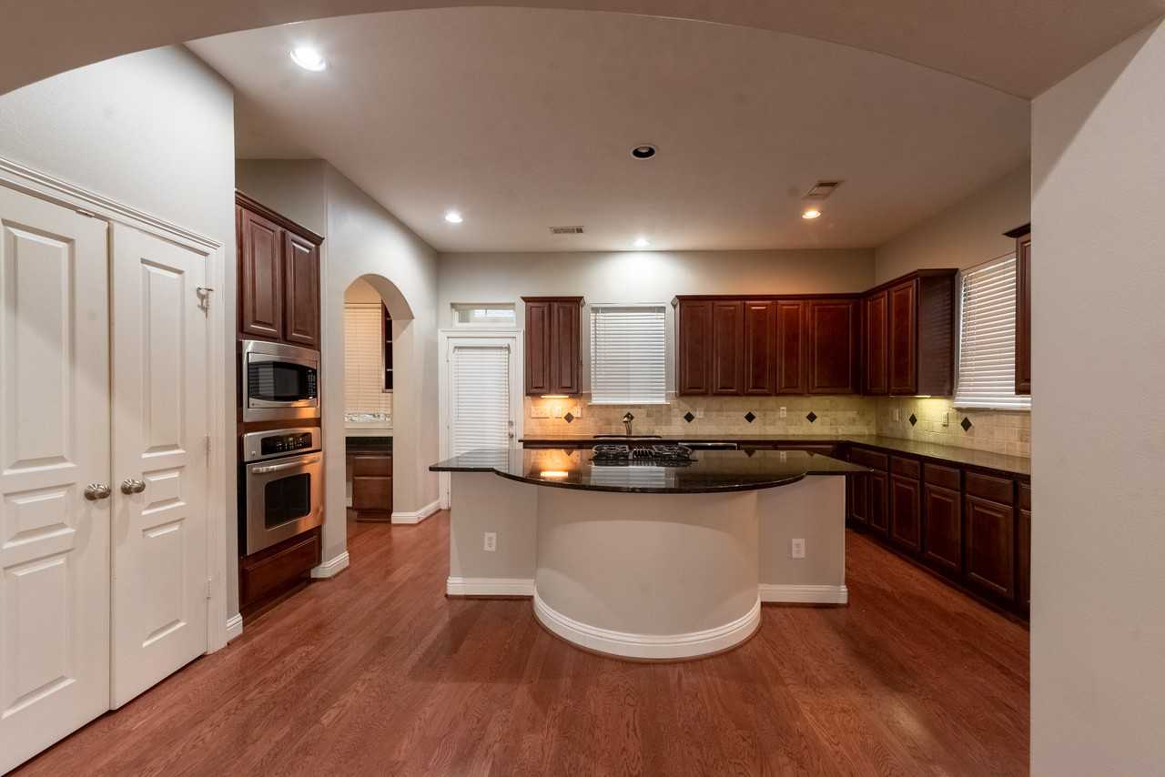 30 Versante Ct - Photo 2 of 21