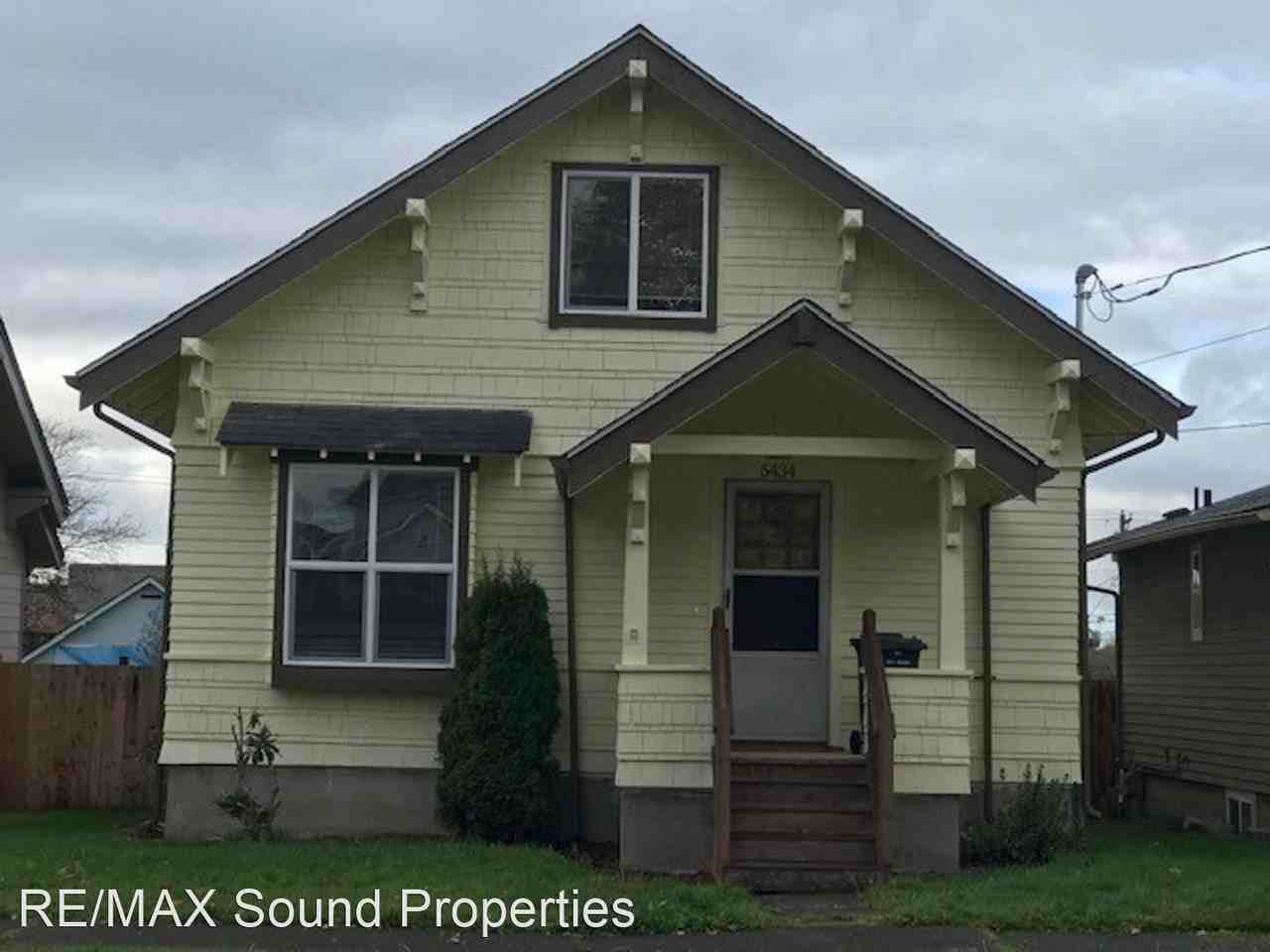 5434 S L St Tacoma Wa 98408 3 Bedroom House For Rent For 1 695 Month Zumper