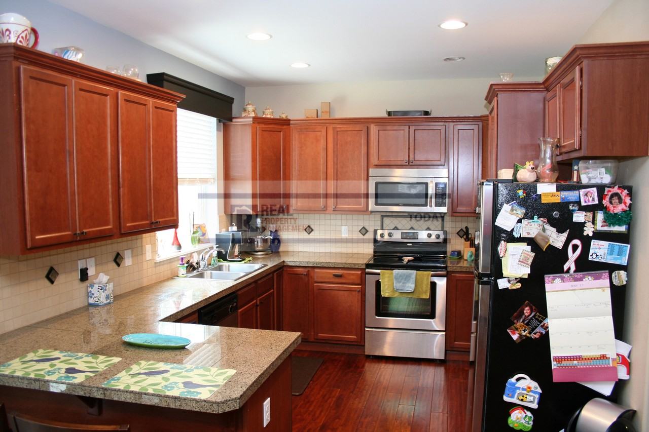 23401 79th Ave E - Photo 2 of 28