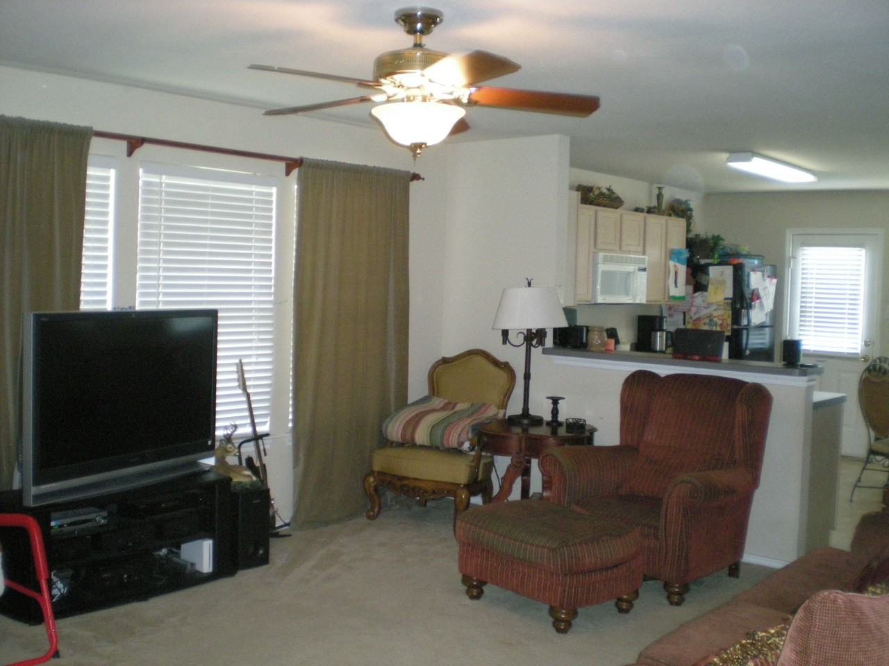 2711 Prairie Creek Dr - Photo 2 of 8