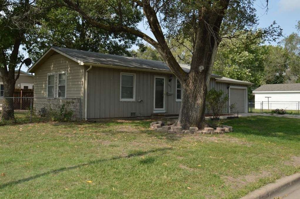 1911 S Custer Ave - Photo 3 of 15