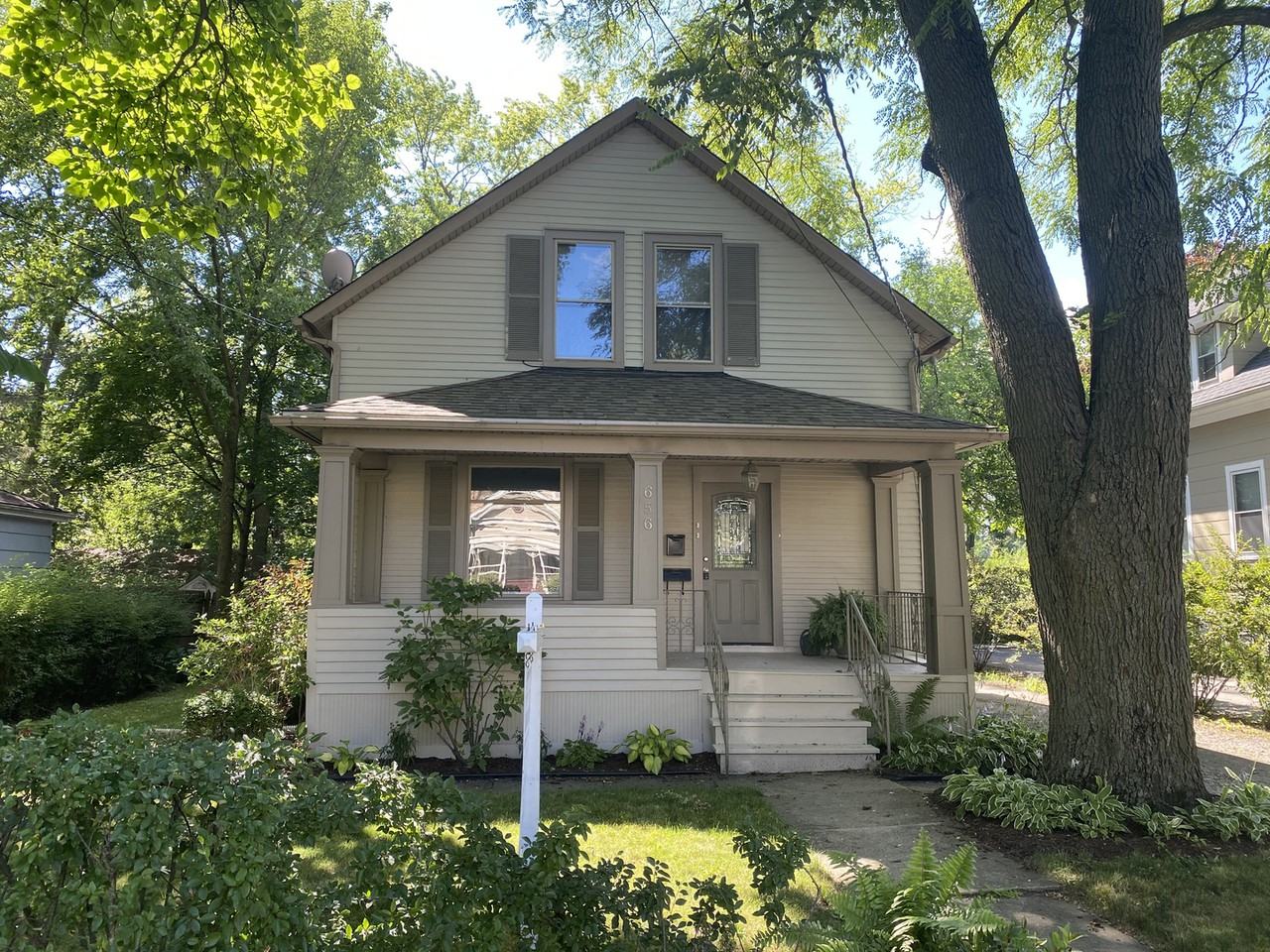 656 Chestnut St Apt 1 #Apt 1