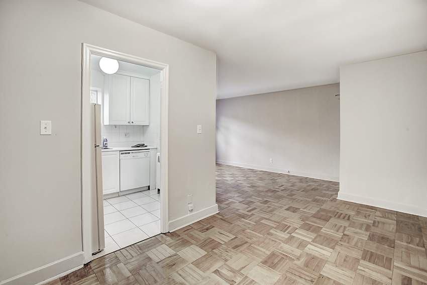 Bloor - Photo 3 of 8