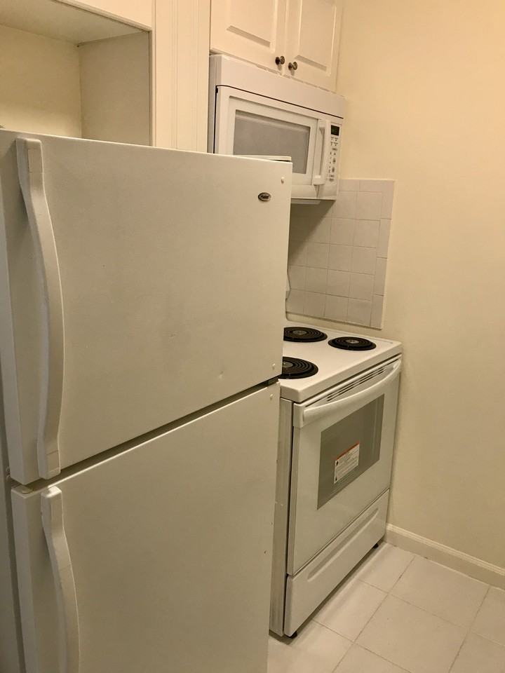 345 Benham Avenue #B6 - Photo 2 of 6