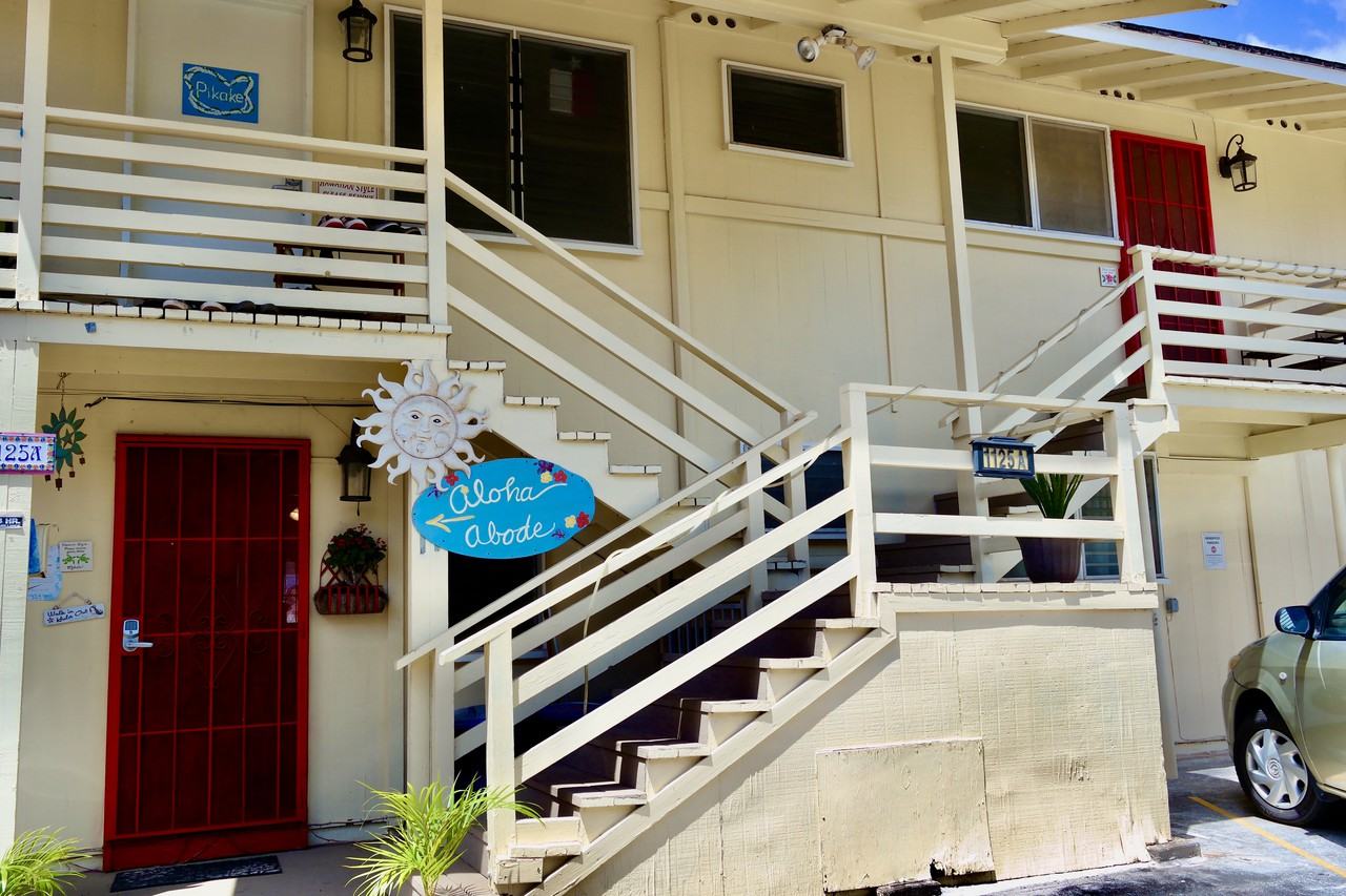 Aloha Abode - Photo 2 of 22