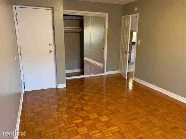 31 Austin St - Photo 3 of 23