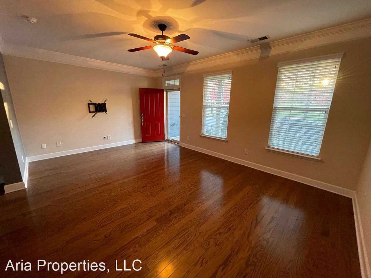 2630 Avery Park Dr - Photo 3 of 15