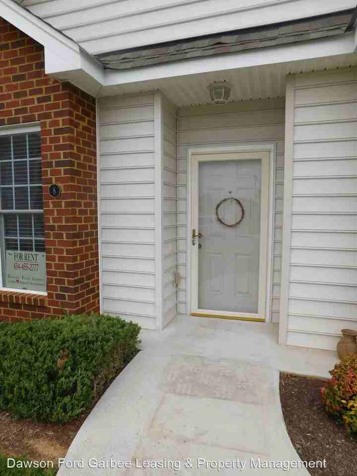 8 Emily Ln - Photo 2 of 8