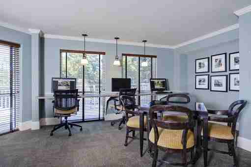 Walton Renaissance on Henderson - Photo 3 of 11