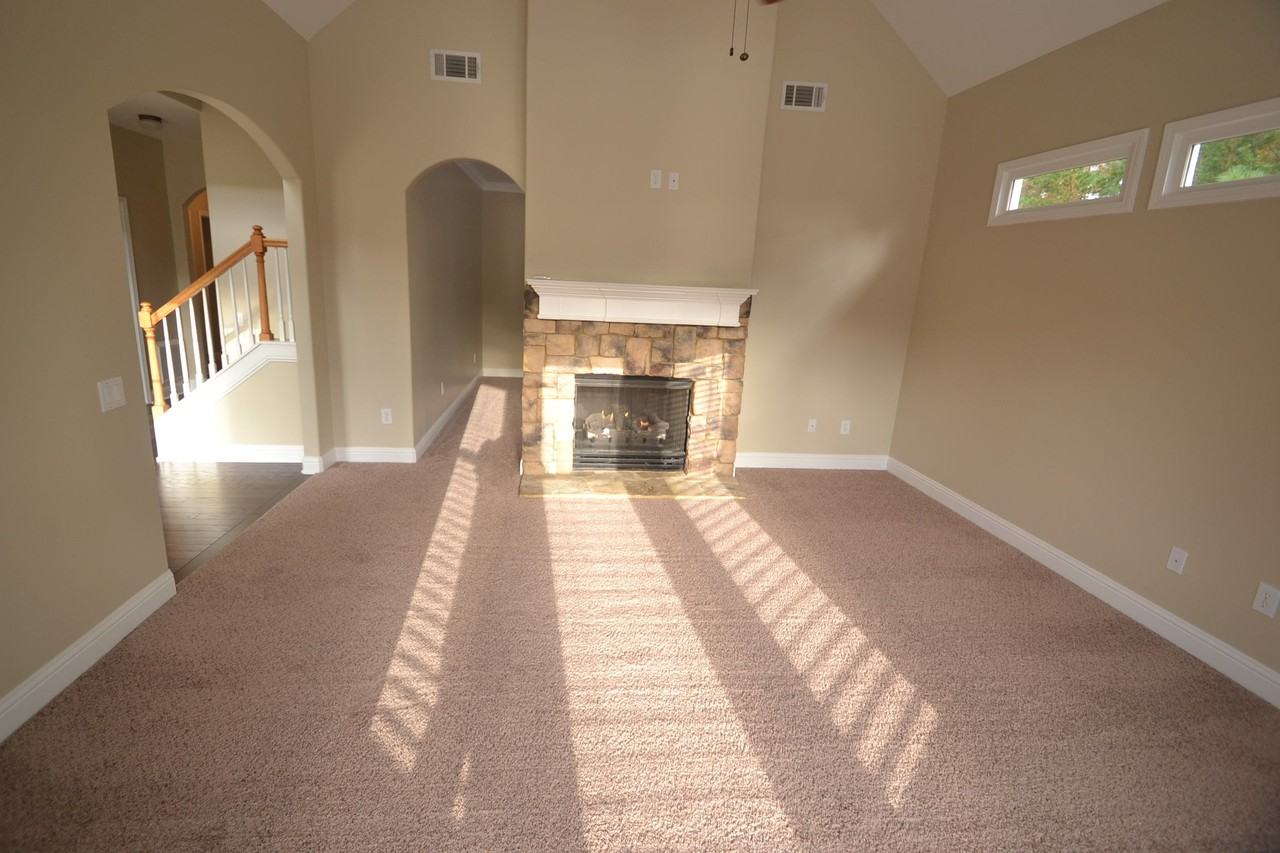 404 Puckett Creek Cir - Photo 2 of 10