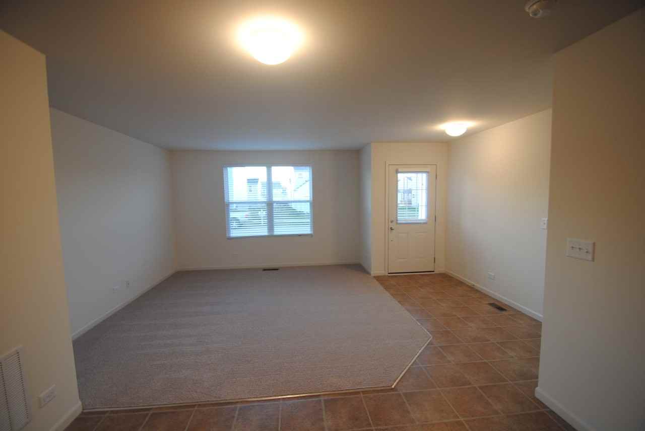 1732 Havens Dr - Photo 2 of 11