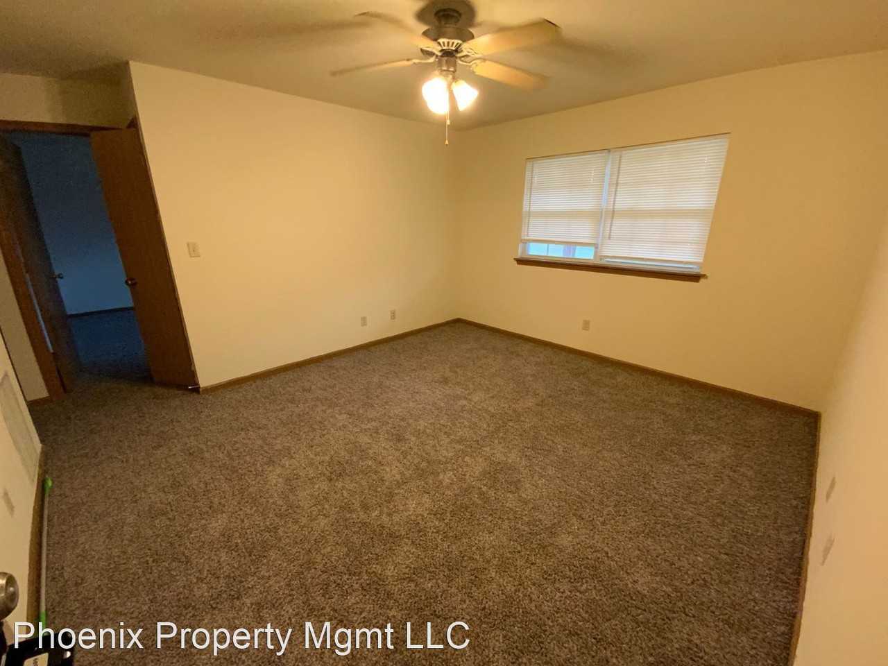 Bellview Dr - Photo 2 of 8