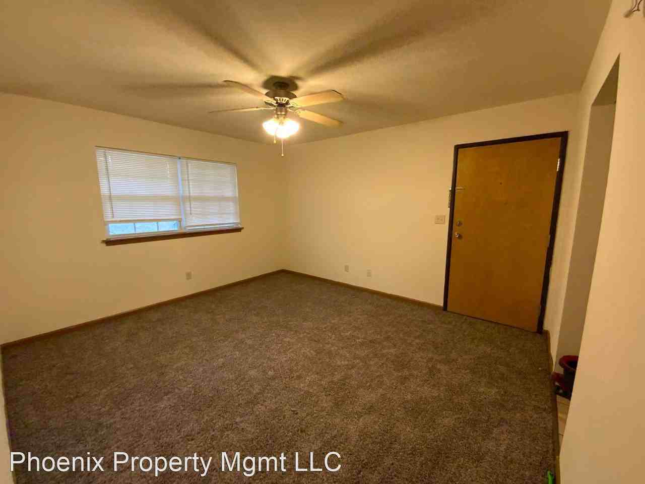 Bellview Dr - Photo 3 of 8
