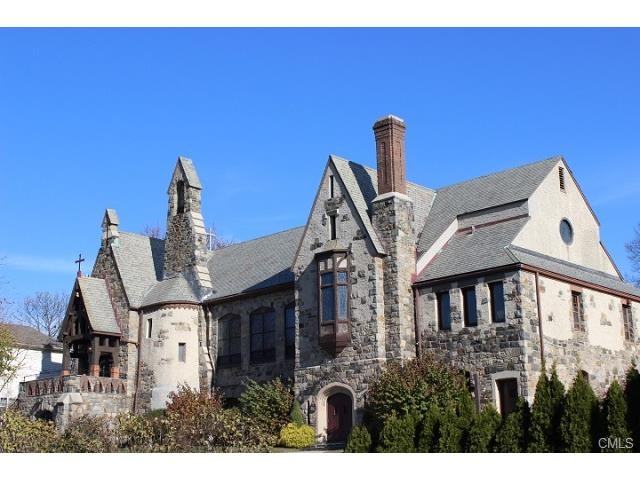 33 Soundview Ave - Photo 2 of 15