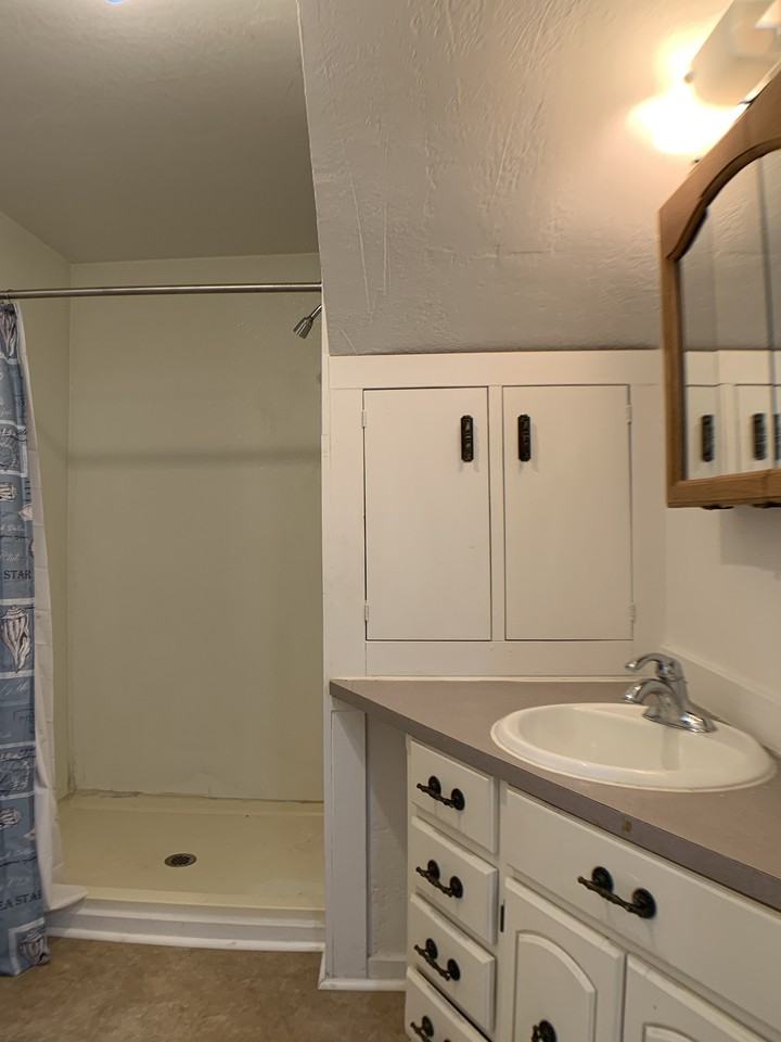 215 Canning St E - Photo 7 of 21