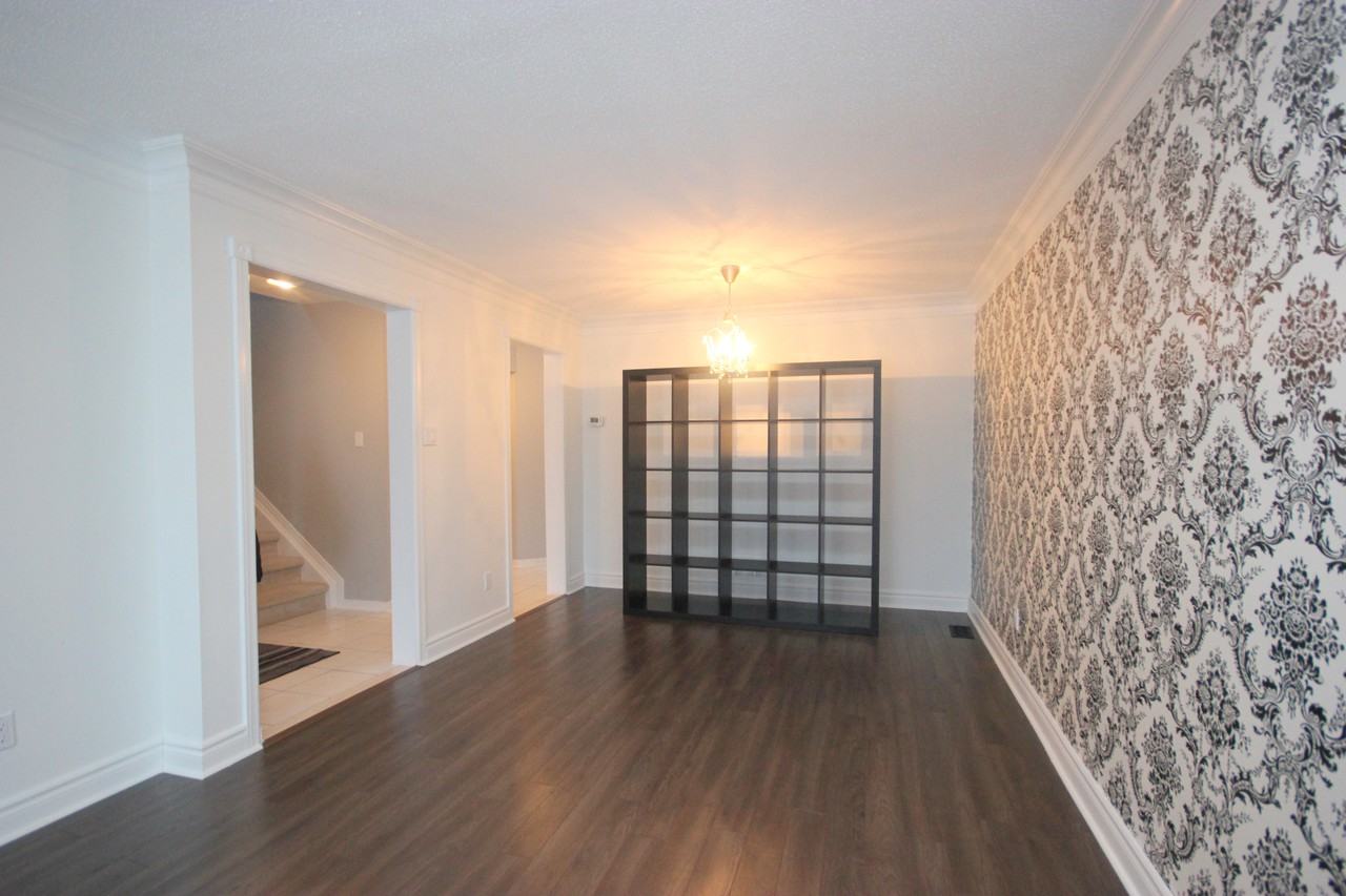 1957 Crestmont Pl - Photo 3 of 12