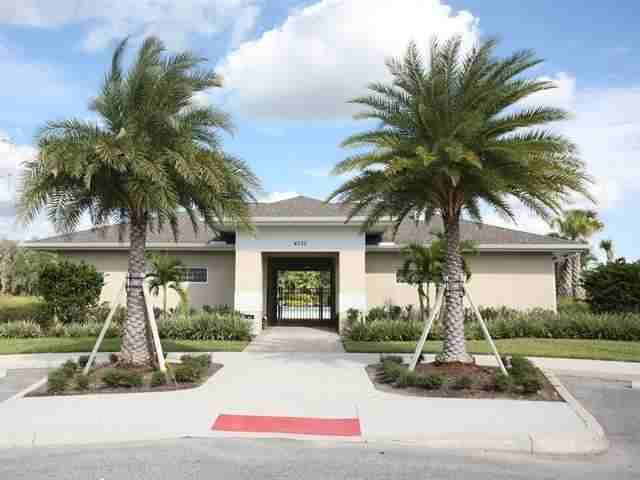 4459 Reisswood Loop - Photo 3 of 6