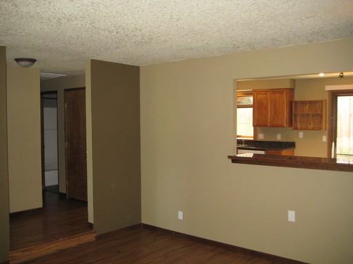 4828 SE Ina Ave - Photo 2 of 17