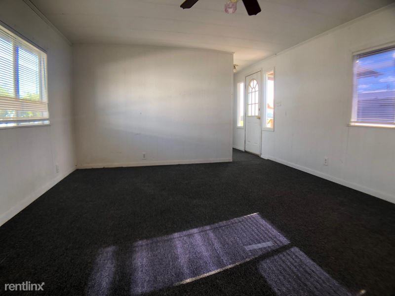 1801 1801 S Business 45 3 - Photo 2 of 14