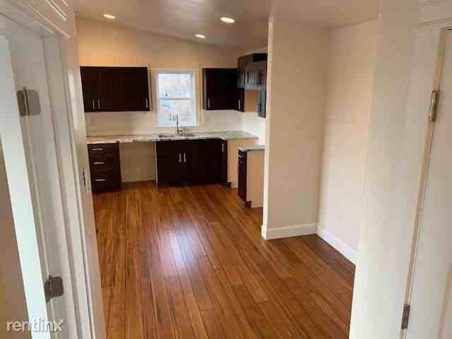 1538 Cobb Hill Rd - Photo 2 of 10