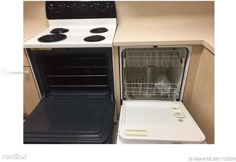 10669 SW 8th St - Photo 2 of 14