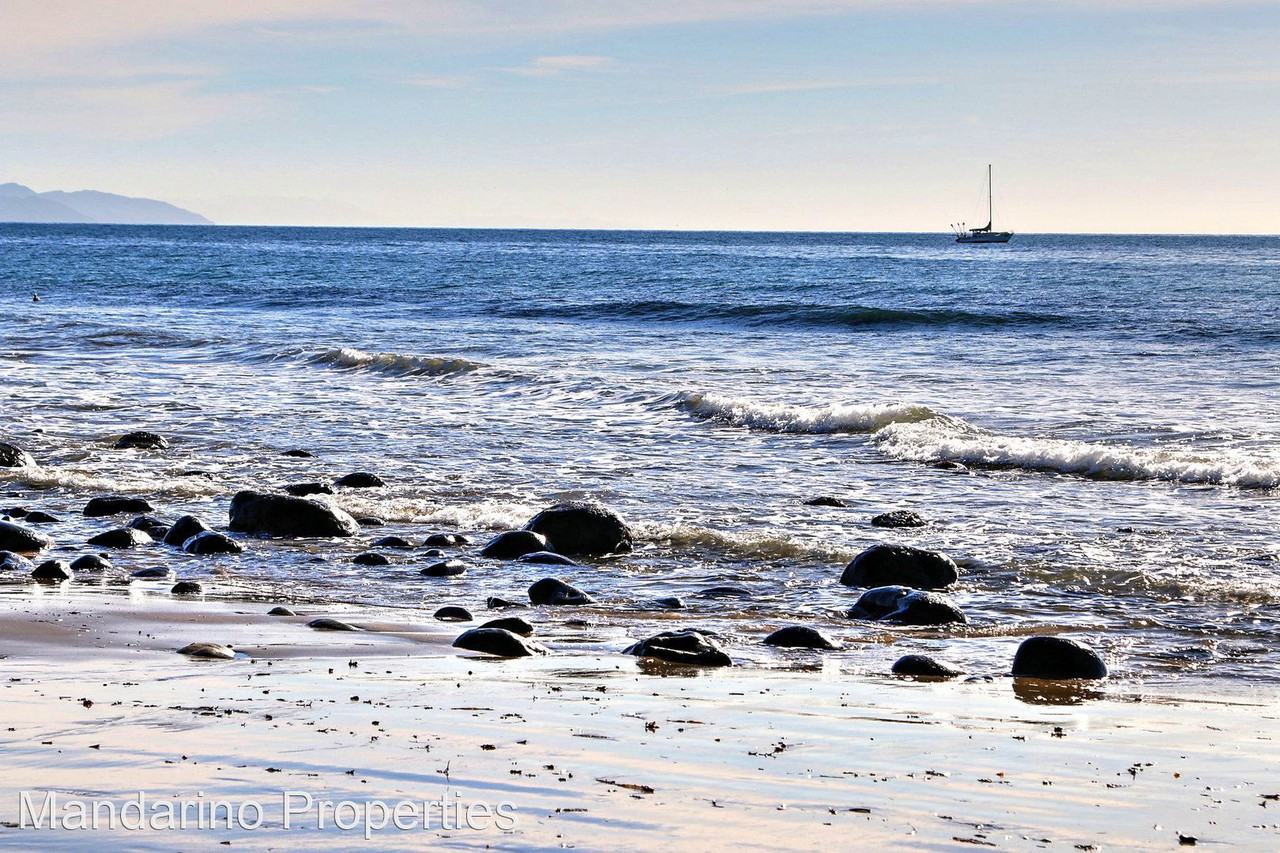 69 Seaview Dr - Photo 2 of 44