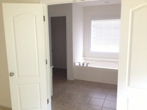 65 Colonial Ct - Photo 3 of 19