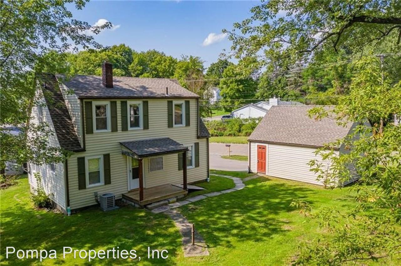 333 Smith Ave - Photo 2 of 8