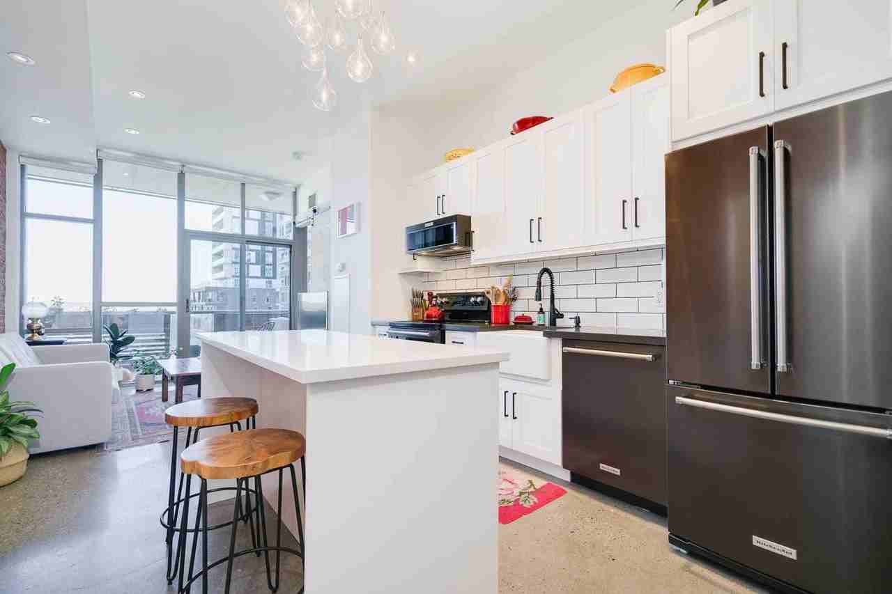 625 Queen Street East #501