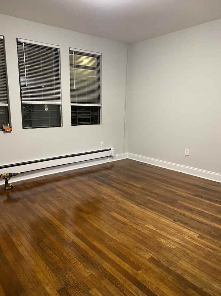 18 Willis Ave #1 - Photo 3 of 14
