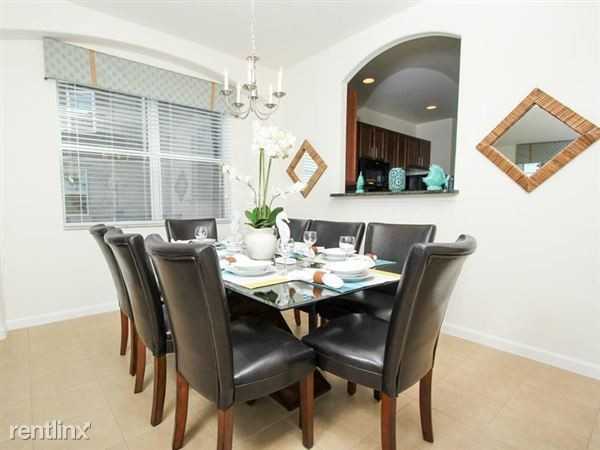 4401 Acorn Ct - Photo 3 of 11