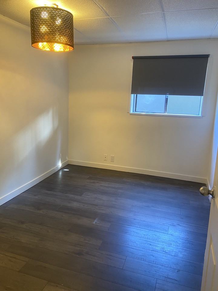 1964 Fell Avenue - Photo 3 of 13