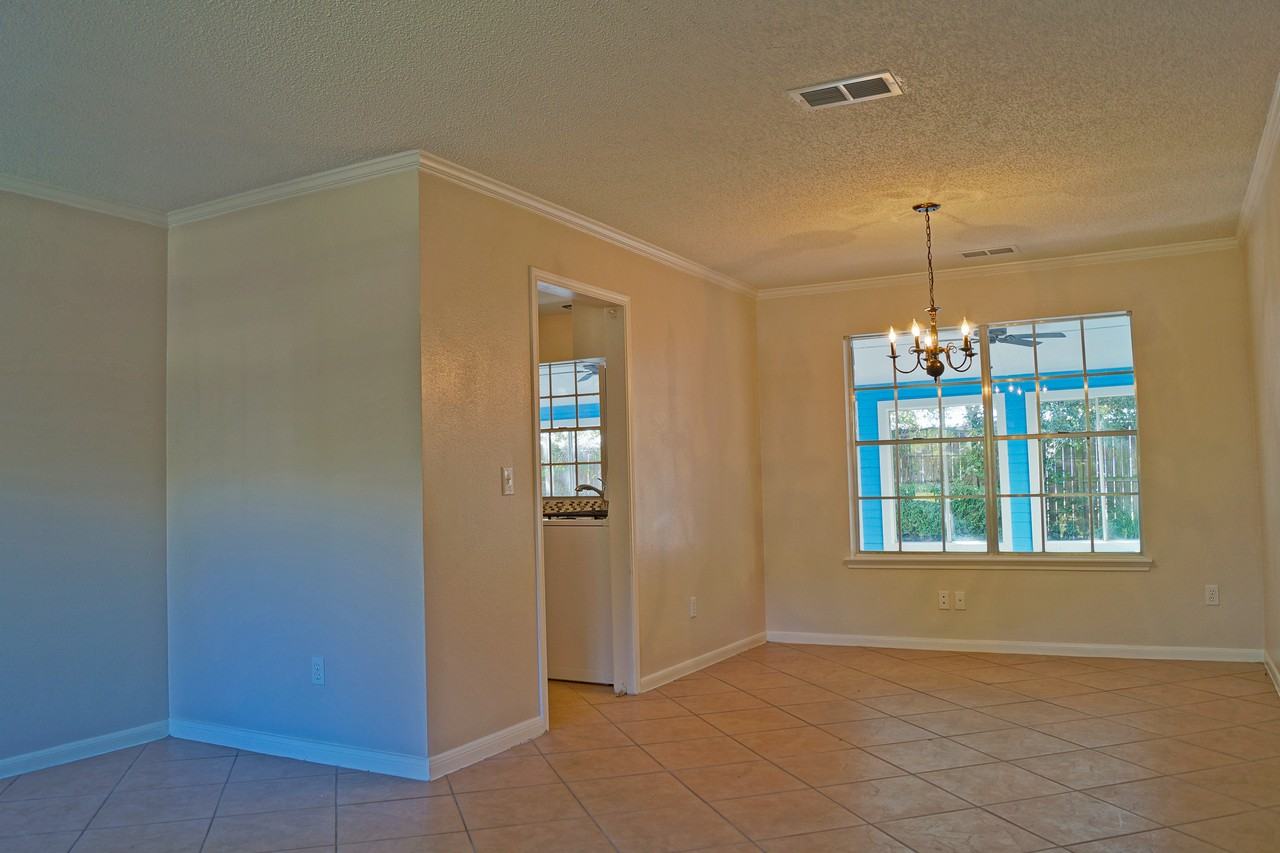 918 Long Prairie Dr - Photo 2 of 21