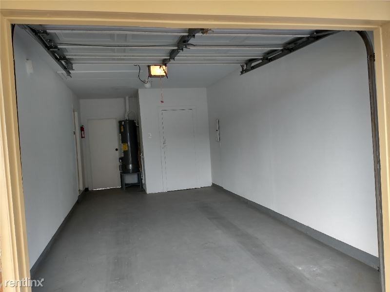 1716 Baylor Ave - Photo 2 of 20
