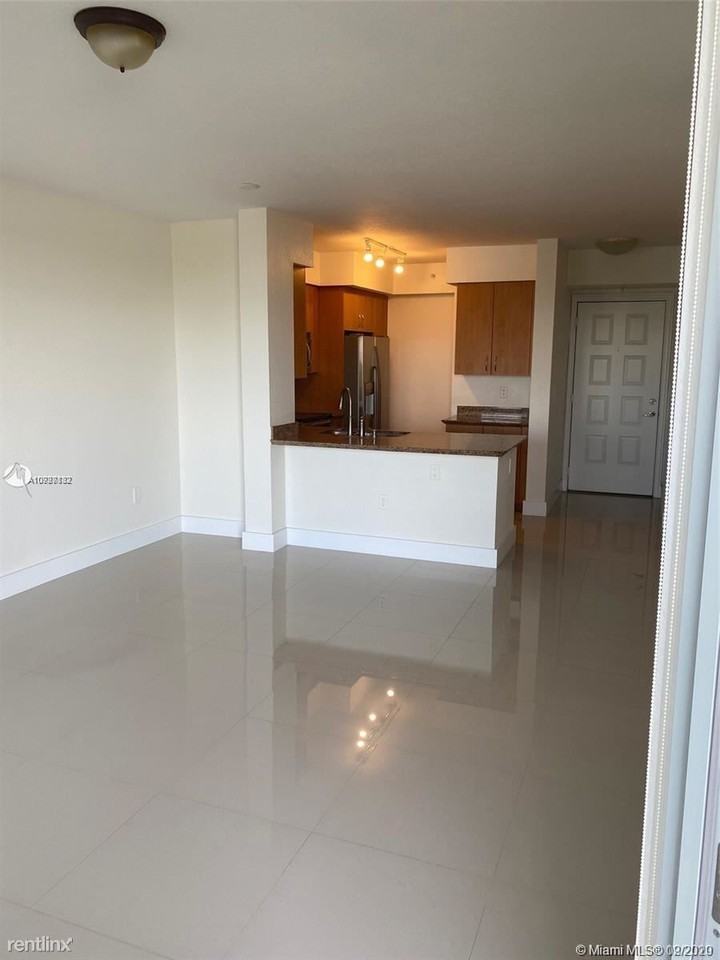 1777 Polk St - Photo 2 of 10