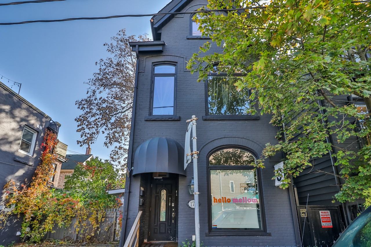 Bathurst St & Harbord St, Toronto, ON M5S 1H3 Studio Apartment for